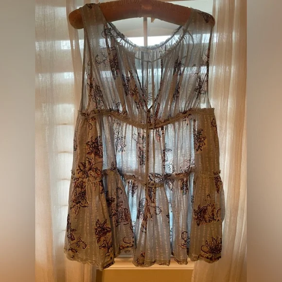 NWOT! Free People light blue floral romper. XS, Medium. Pockets! - Picture 2 of 16